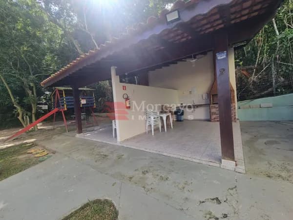 Apartamento com 3 quartos para locação.