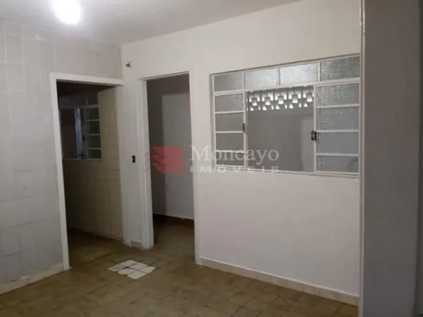 Sobrado comercial e residencial para venda no Centro, Caraguatatuba - SP.