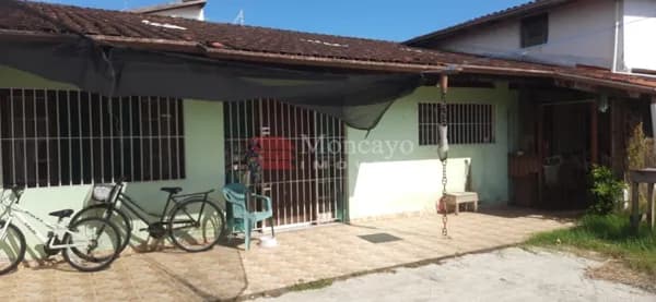 Casa tipo edícula com 2 quartos para venda no Indaiá, Caraguatatuba - SP.