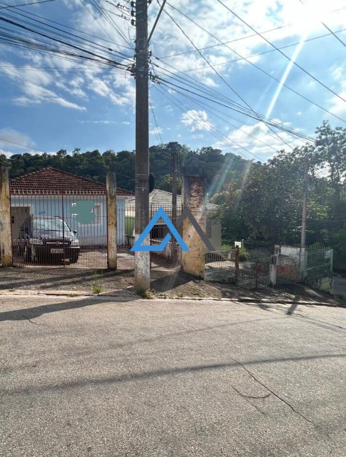 Casa à Venda no Bairro Jardim São Francisco - Caieiras - SP