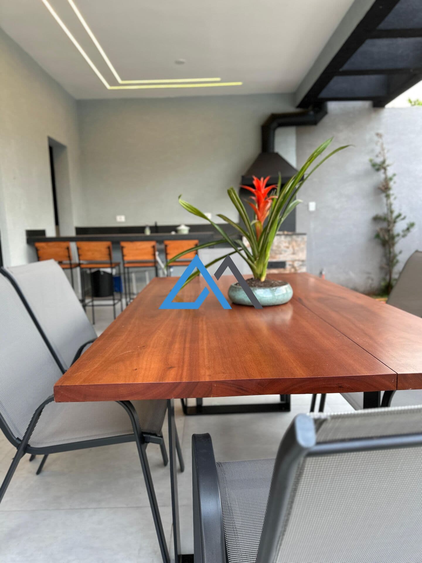 Casa com 3 dormitórios à venda, 170 m² por R$ 990.000,00 - Portão - Atibaia/SP