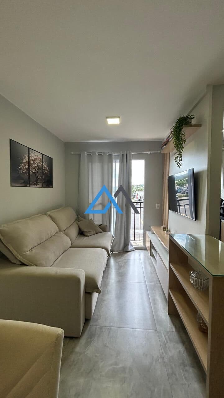 Apartamento com 2 dormitórios e lazer em Atibaia