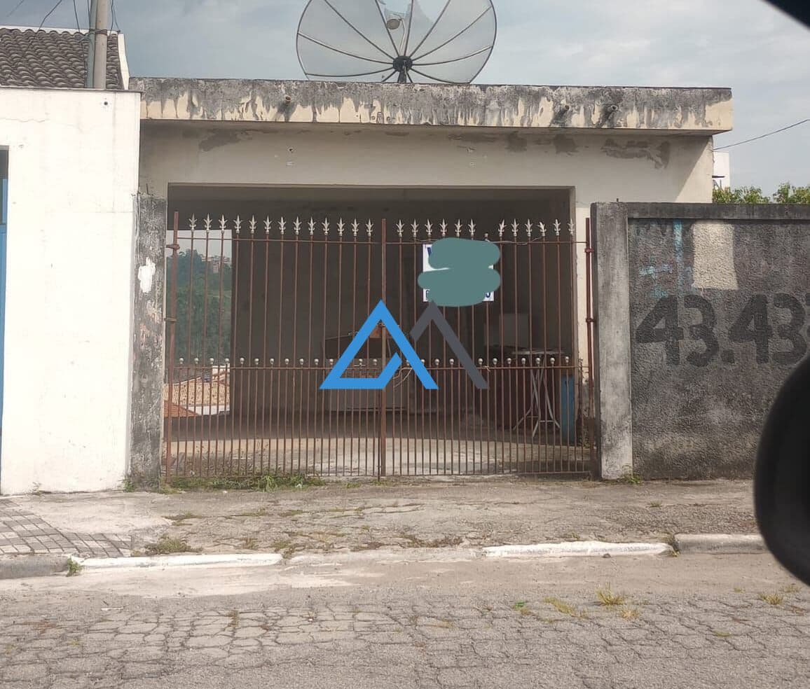 Casa à Venda no Bairro Santo Antônio - Caieiras - SP