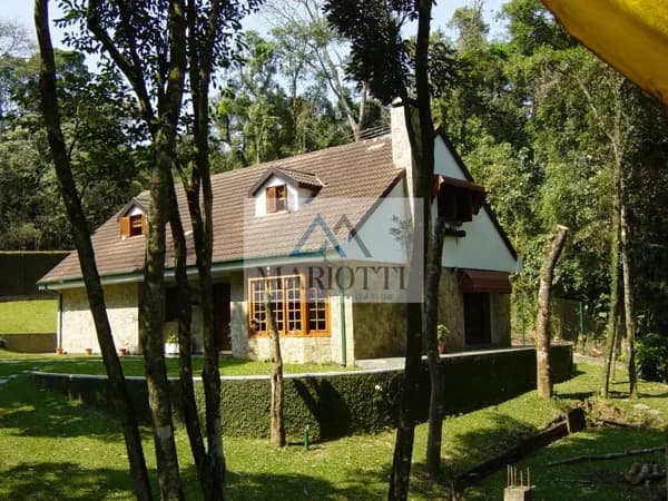 Casa em condomínio com 5 dormitórios, na Serra da Cantareira- SP