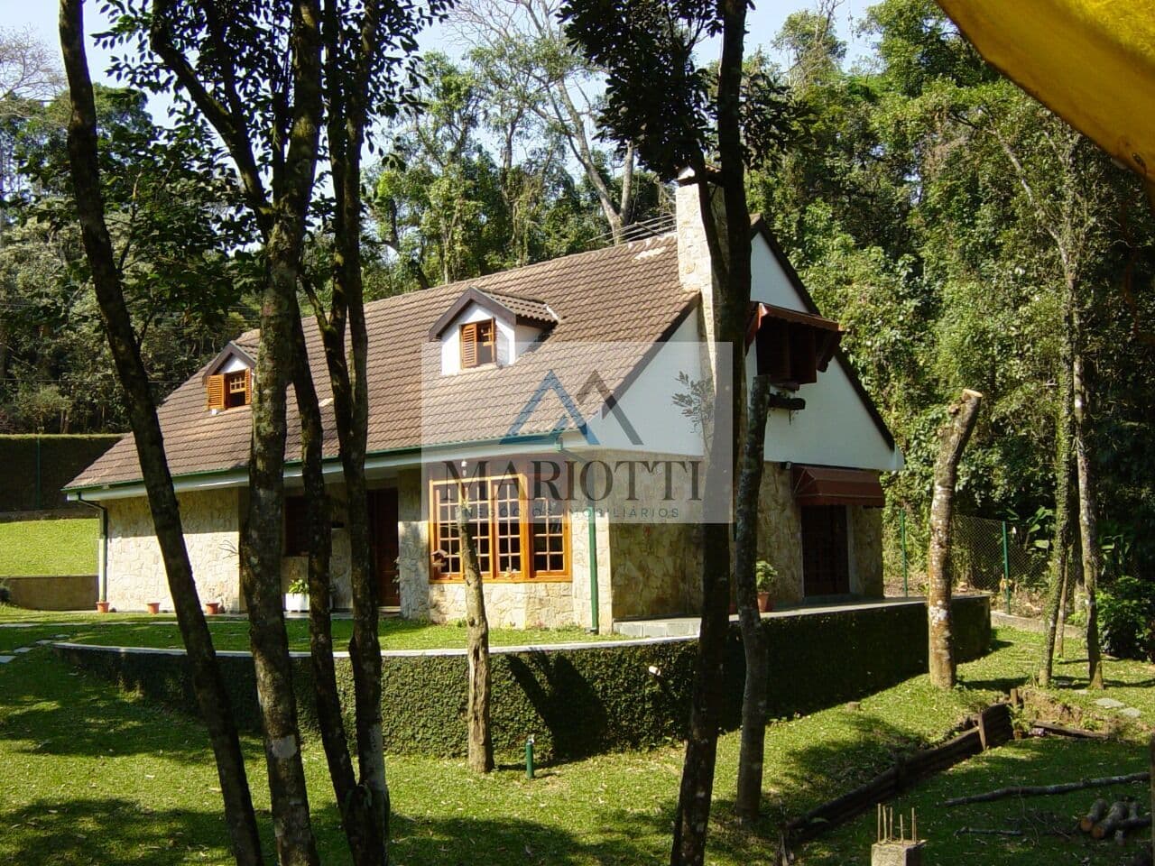Casa em condomínio com 5 dormitórios, na Serra da Cantareira- SP