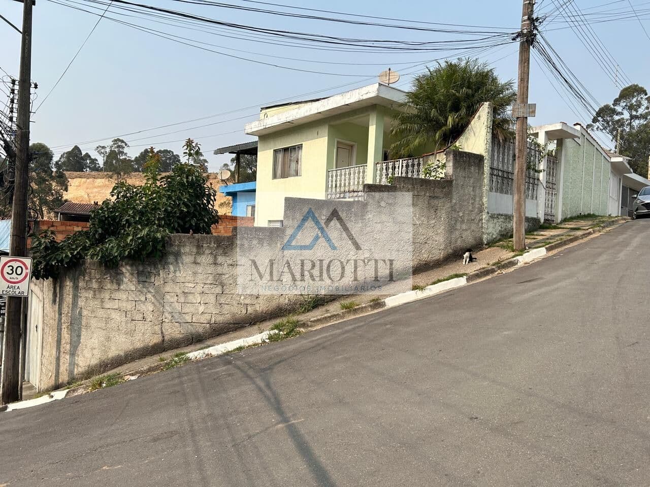 Casa em Caieiras - 4 Dormitórios, 4 Vagas, R$ 550.000 - Caieiras/SP