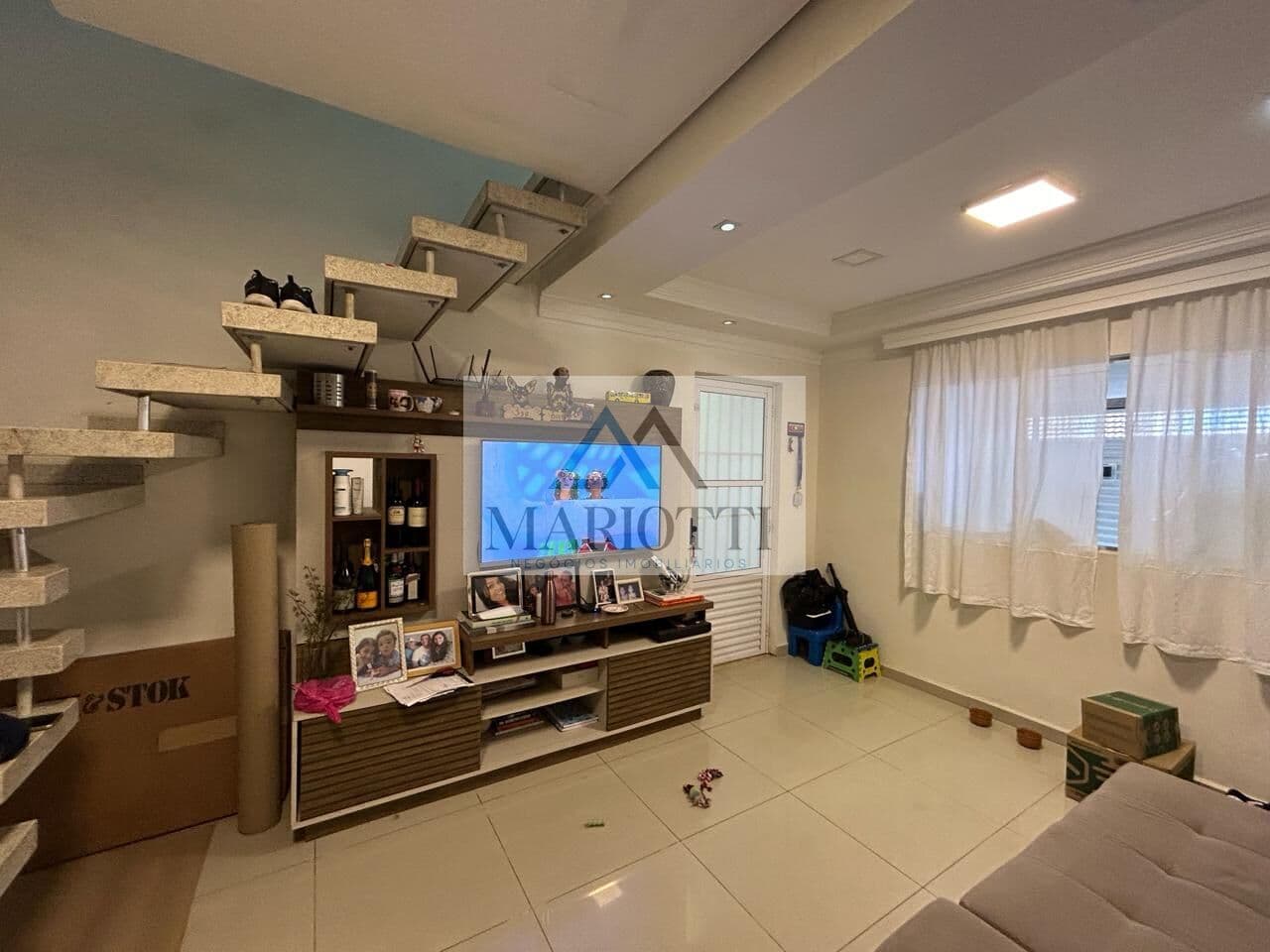 Casa no Jardim Buenos Aires, Francisco Morato - R$ 345.000