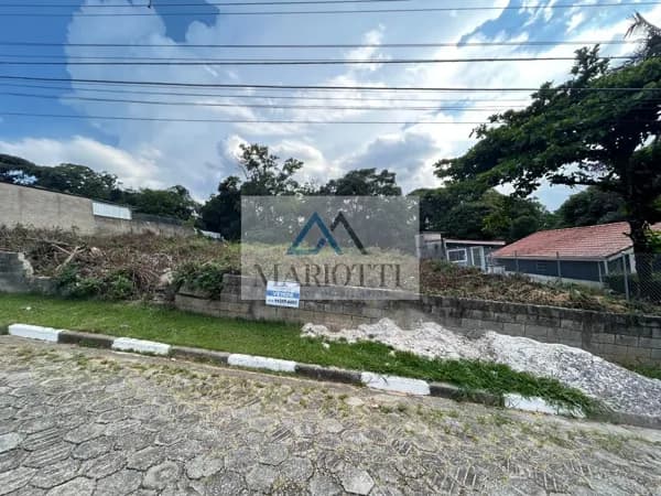 Terreno em residencial 400 m² R$ 240 MIL em Mairiporã-SP