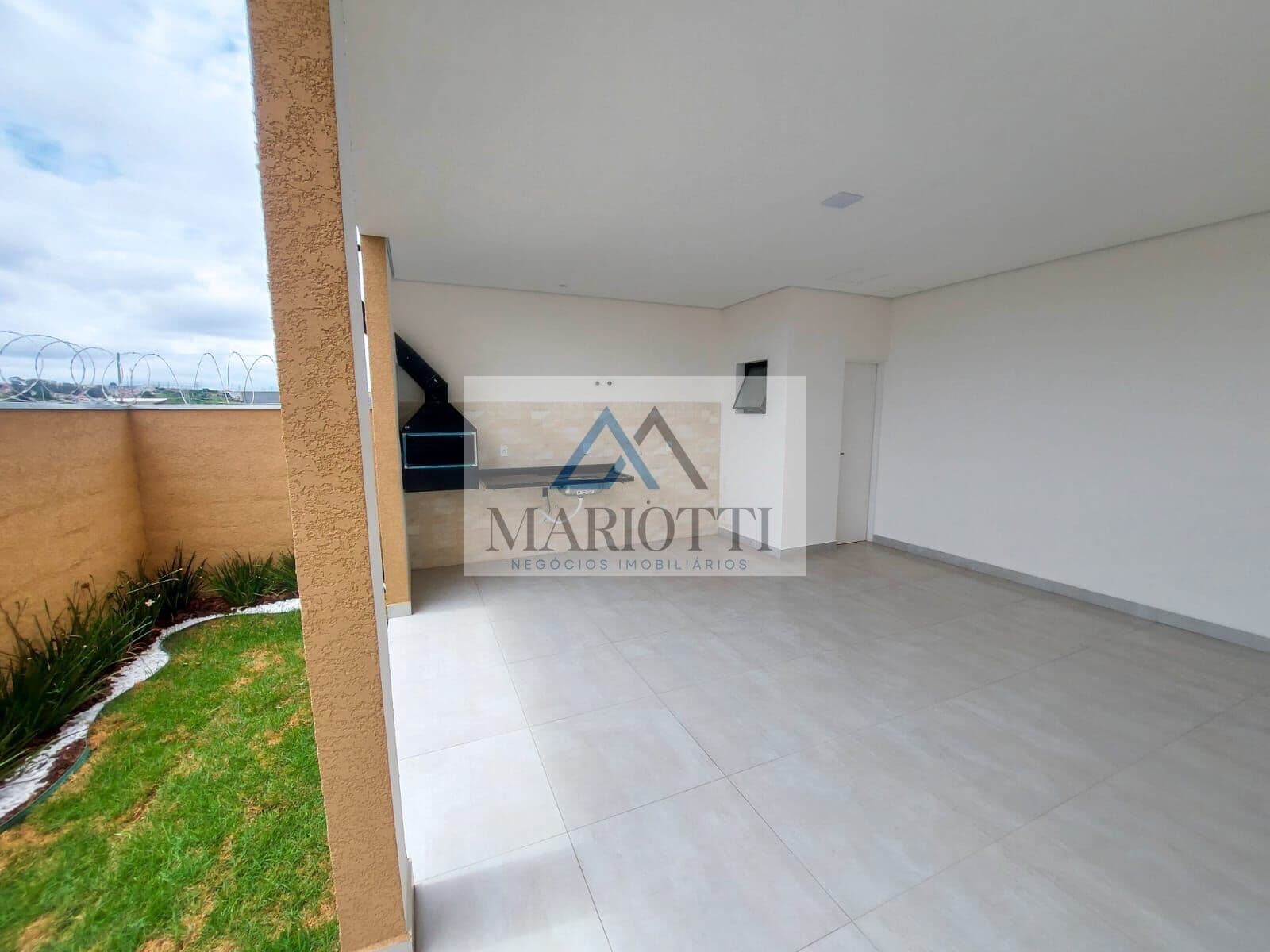 Casa Nova com 3 dormitórios e 2 vagas de garagem à Venda em Bragança Paulista