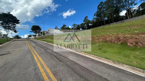 Terreno em Condomínio de Alto Padrão – Quintas da Boa Vista
