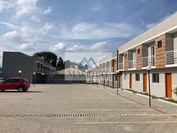 Casa à Venda com 2 suítes no Condomínio Villagio Padova em Franco da Rocha