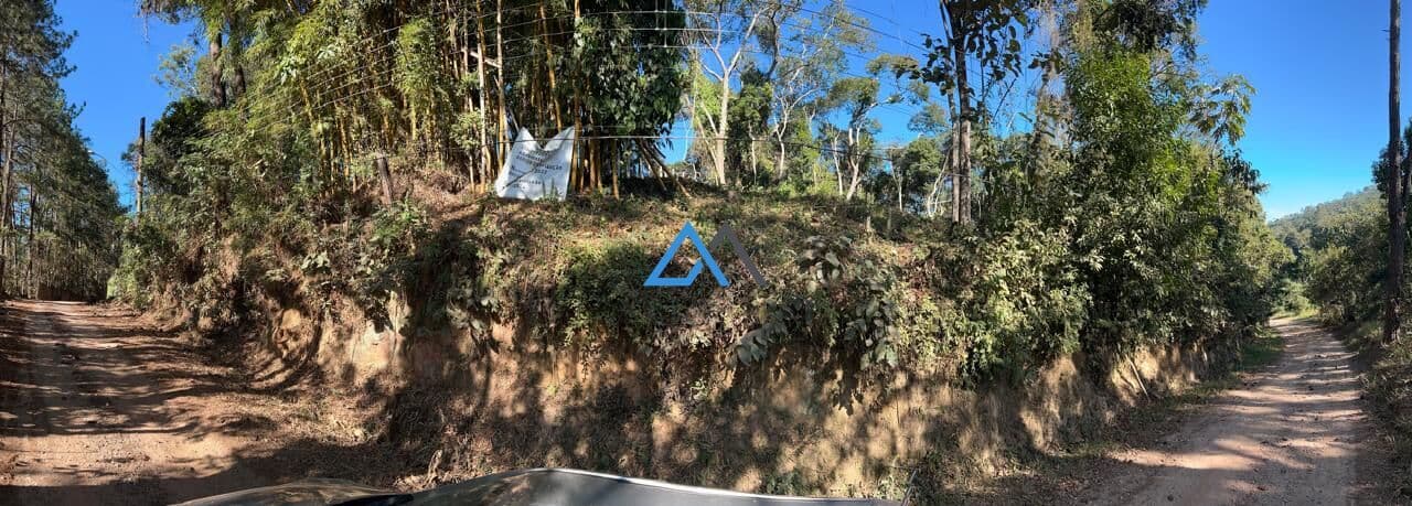 Terreno no Condomínio Cinco Lagos com 2.714 m² - Mairiporã/SP