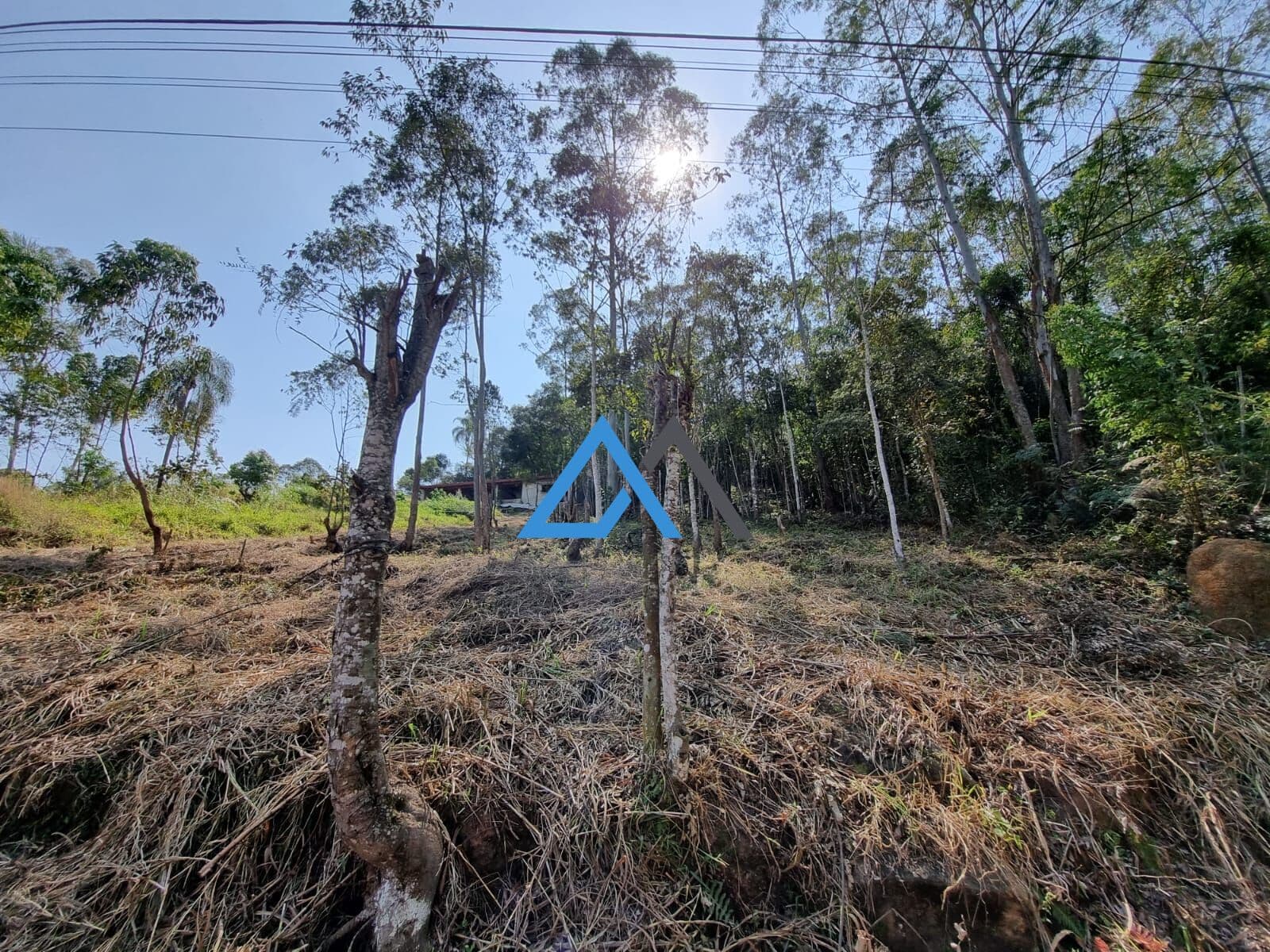 Lote de 1090 m² por R$ 150.000 em Mairiporã-SP
