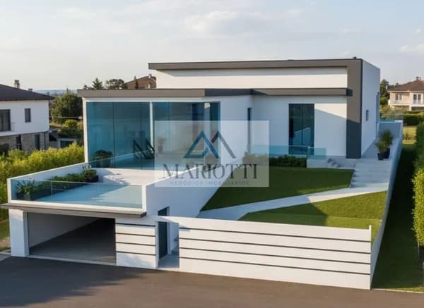 Casa à Venda em Atibaia – Jardim Paulista