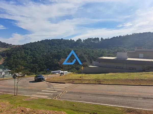 Terreno em Condomínio de Alto Padrão – Quintas da Boa Vista