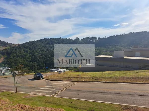 Terreno em Condomínio de Alto Padrão – Quintas da Boa Vista