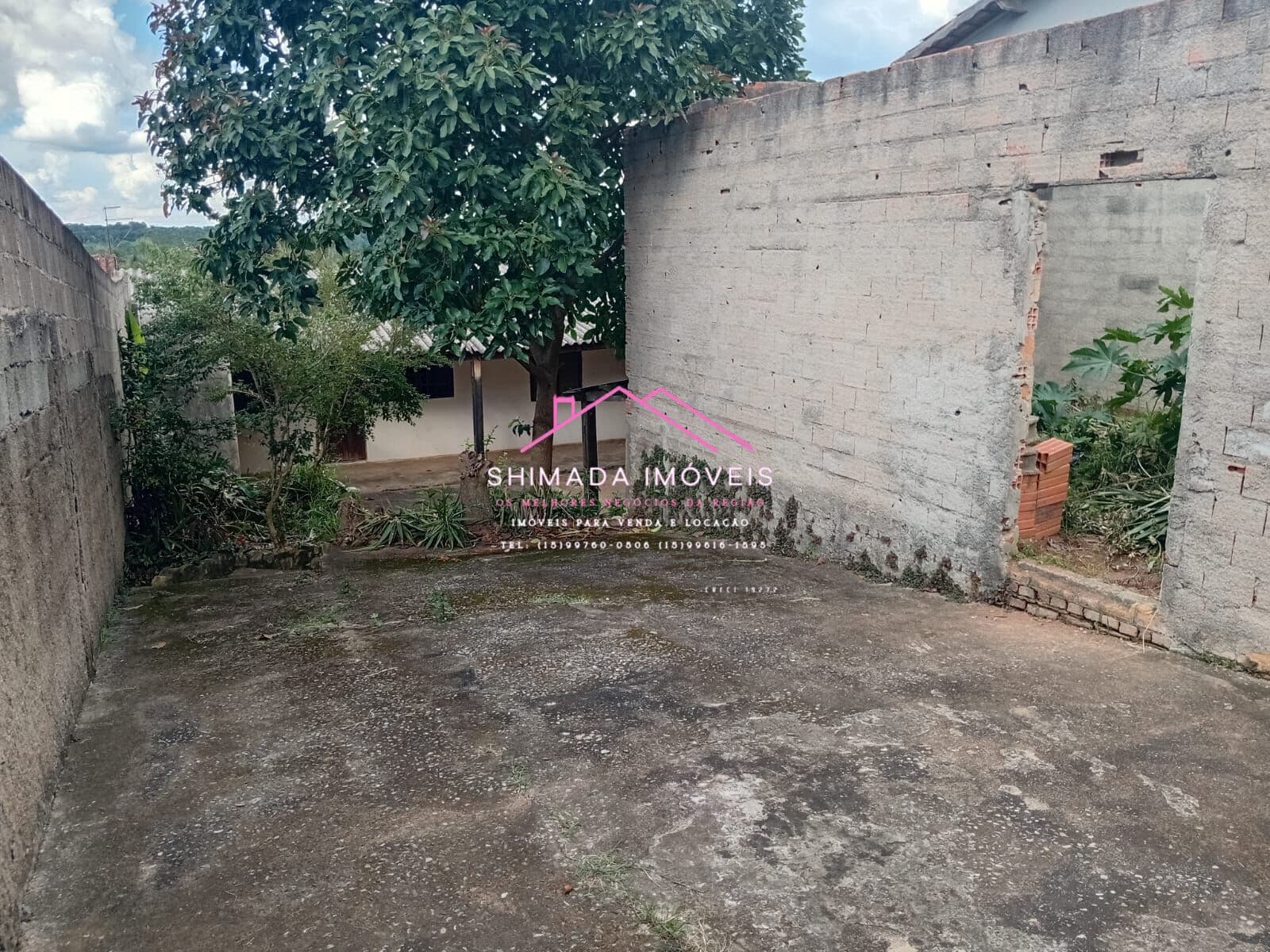 Invista Bem! Casa com Terreno de 300 m² Próxima ao Centro