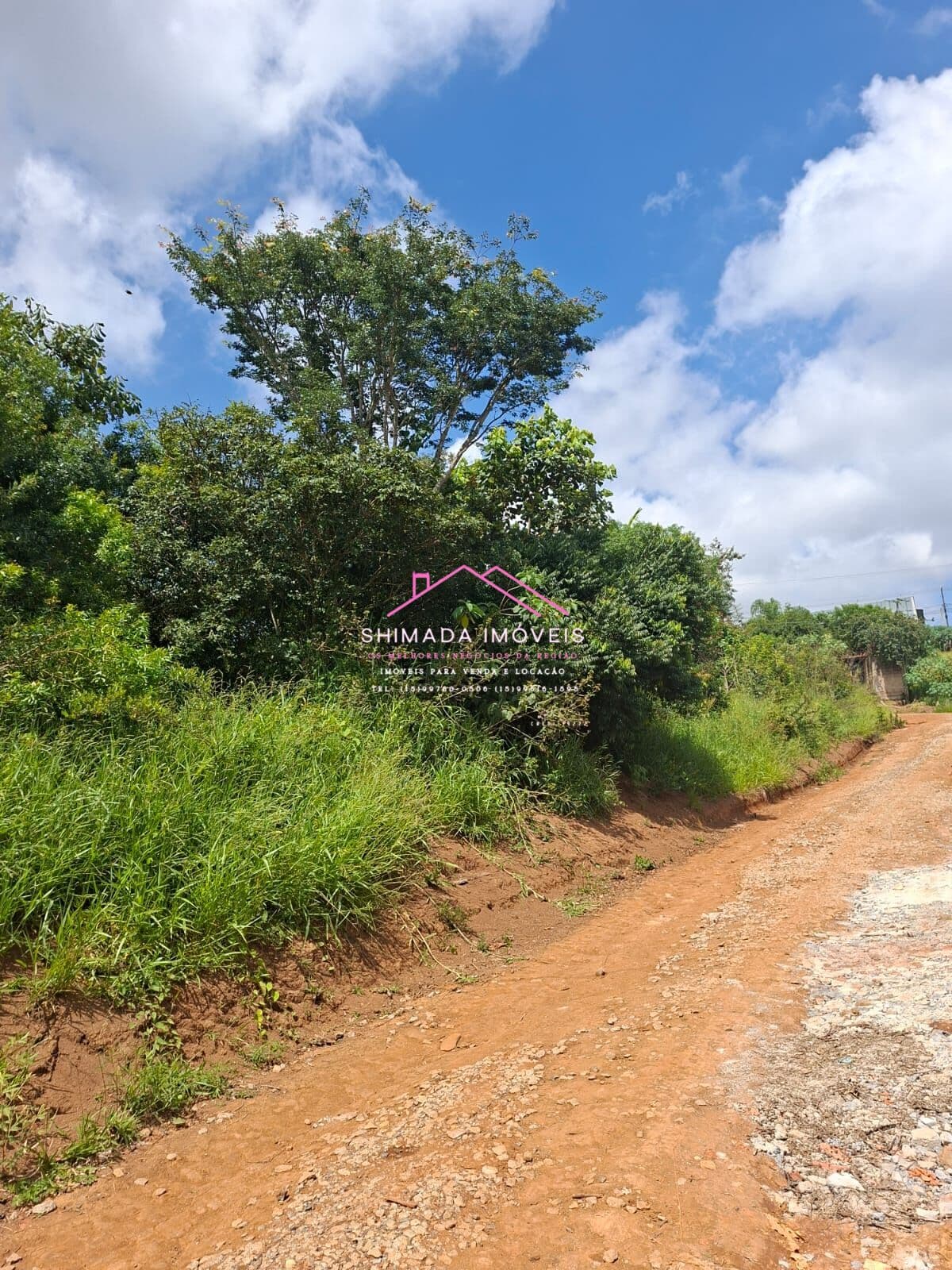 Terreno plano com matrícula individual a 8 km do centro de Ibiúna/ 1.043 m²