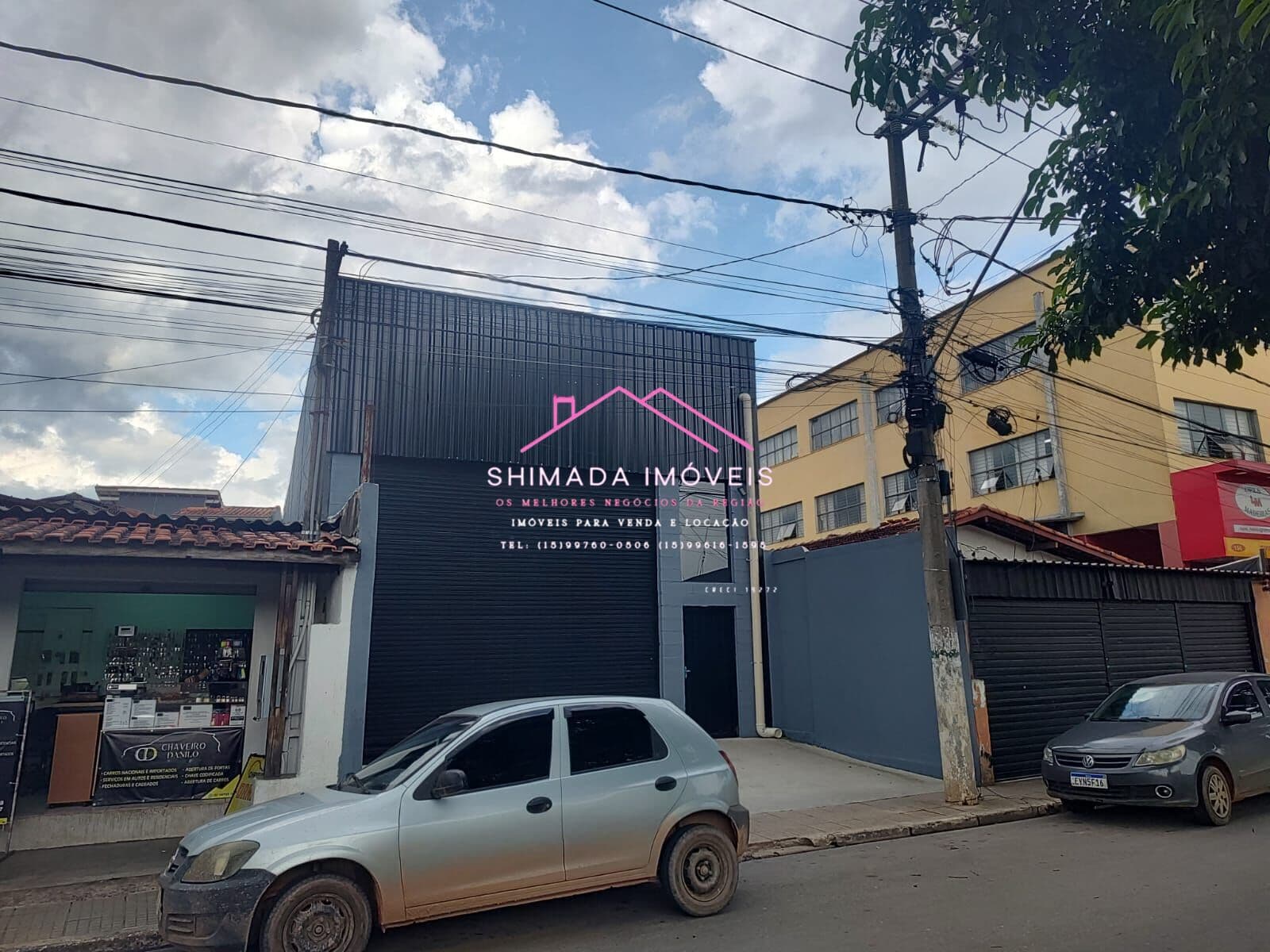 Salão Comercial com Estacionamento no Centro