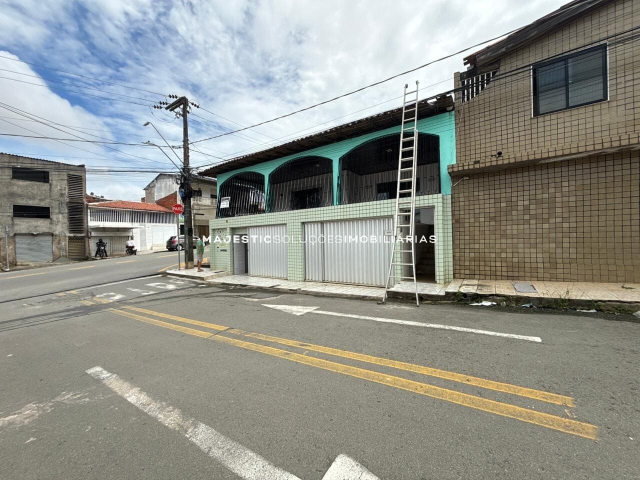 Casa com ponto comercial disponível para venda no angelim próximo da avenida - casa de esquina