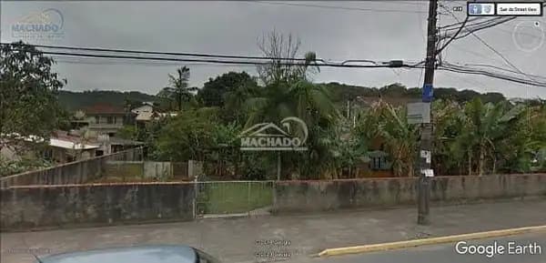 Terreno à venda no bairro Iririú em Joinville/SC