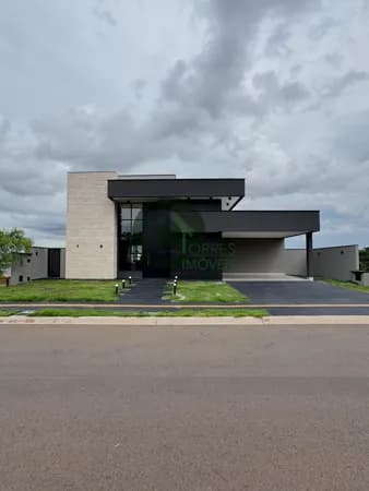 Casa em Goiânia - Parque Cidade