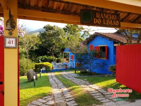 Chácara á beira rio com 4 dormitórios à venda, 2300 m² por R$ 1.750.000 - Sana - Macaé/RJ