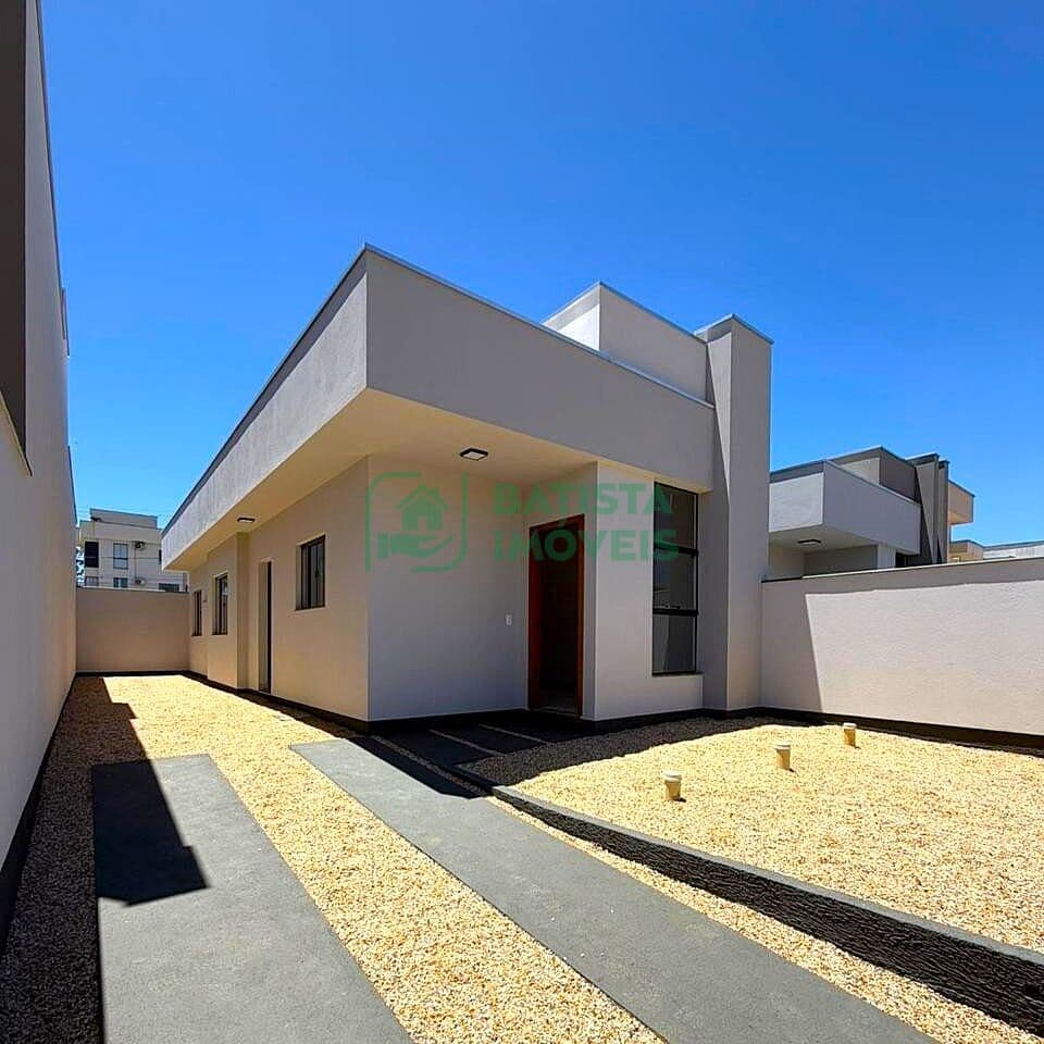 Casa em São João Batista - Tajuba II