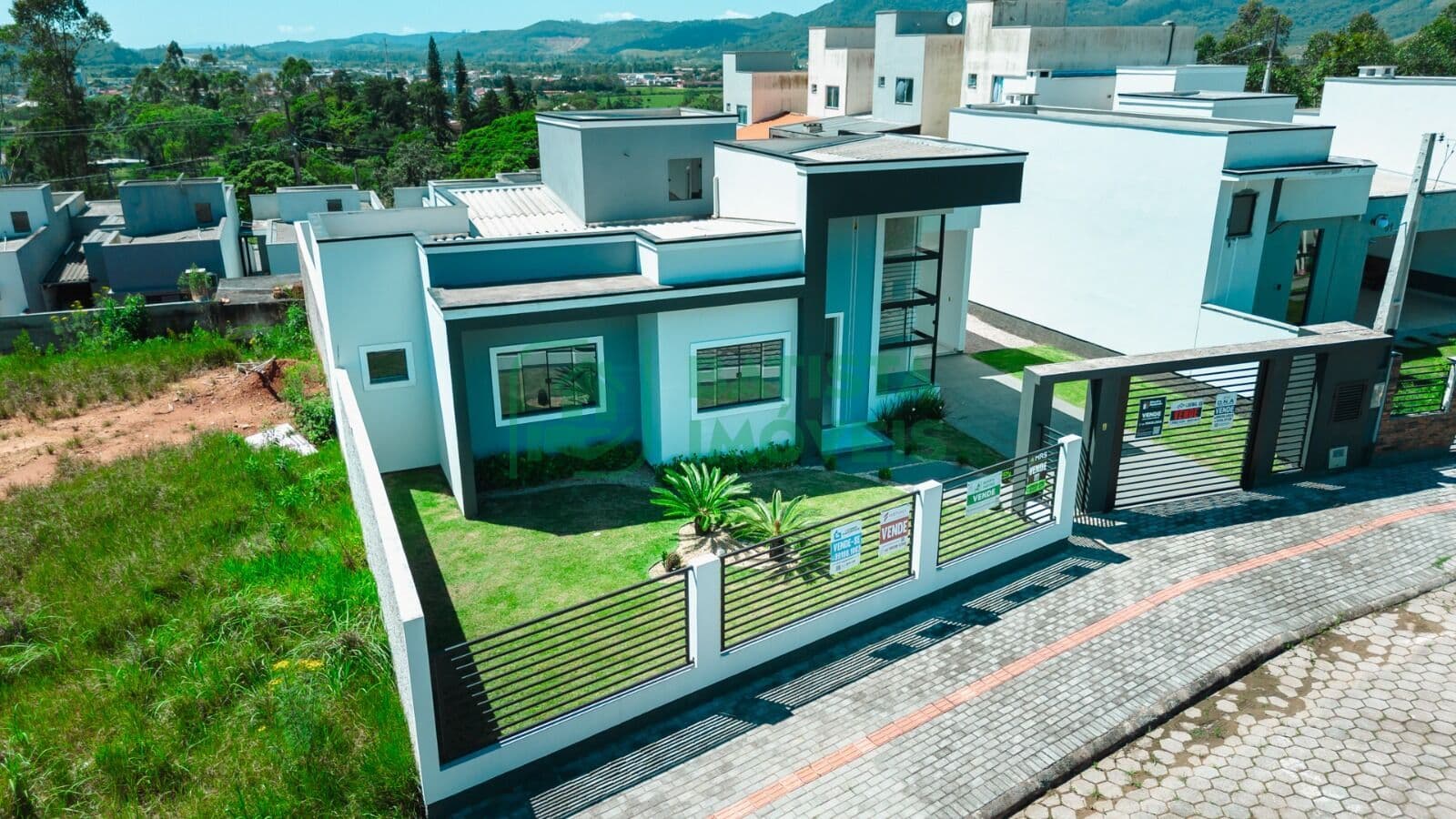 Casa Alto Padrão em Areião, Canelinha/SC