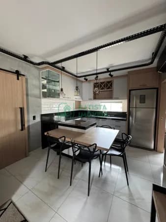 Apartamento em São João Batista - Centro