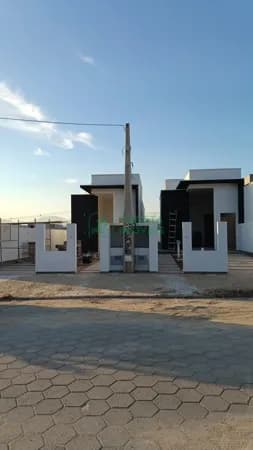 Casa em Canelinha - Areião