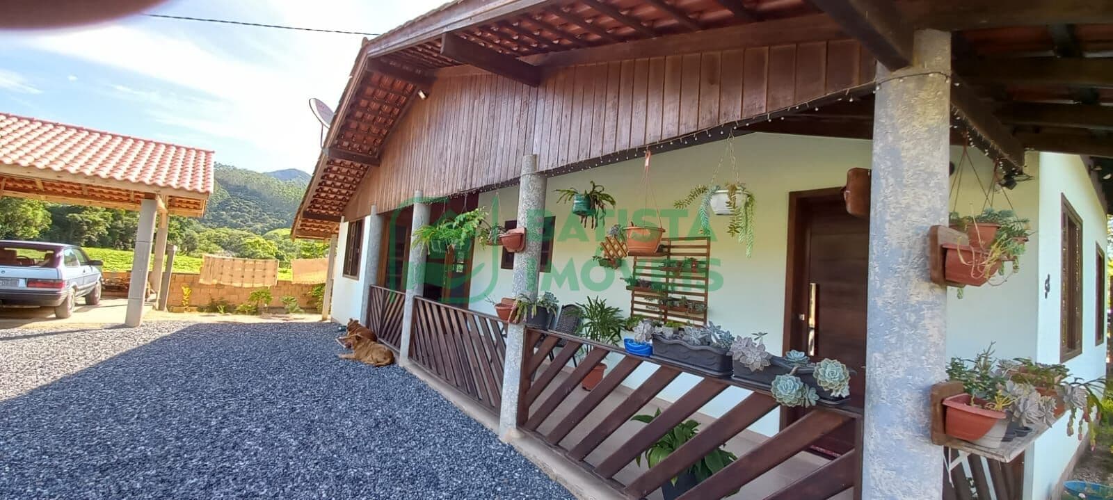 Casa em São João Batista - Arataca