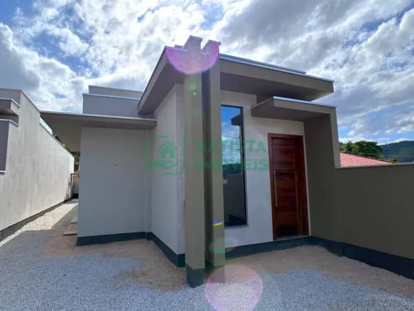 Casa de 3 quartos no trinta réis