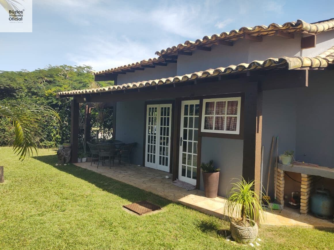 Casa em Condomínio em Manguinhos