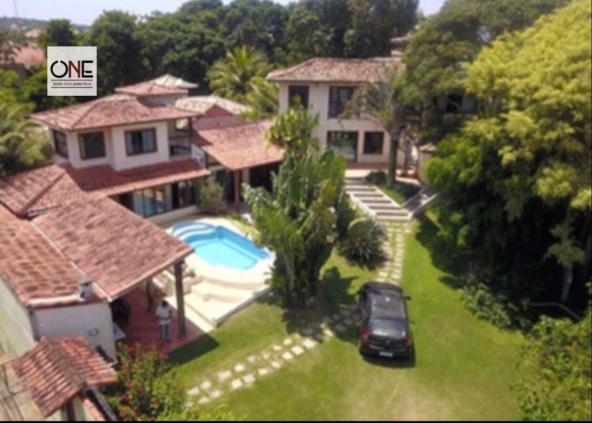 Casa Padrão para Aluguel em Geriba Armação dos Búzios-RJ