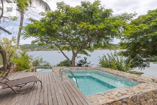 Casa Alto Padrão para Venda em Ferradura Armação dos Búzios-RJ