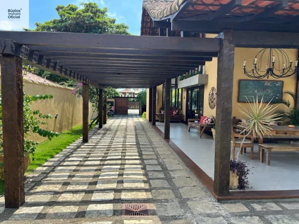 Casa com piscina próximo à Praia em Búzios