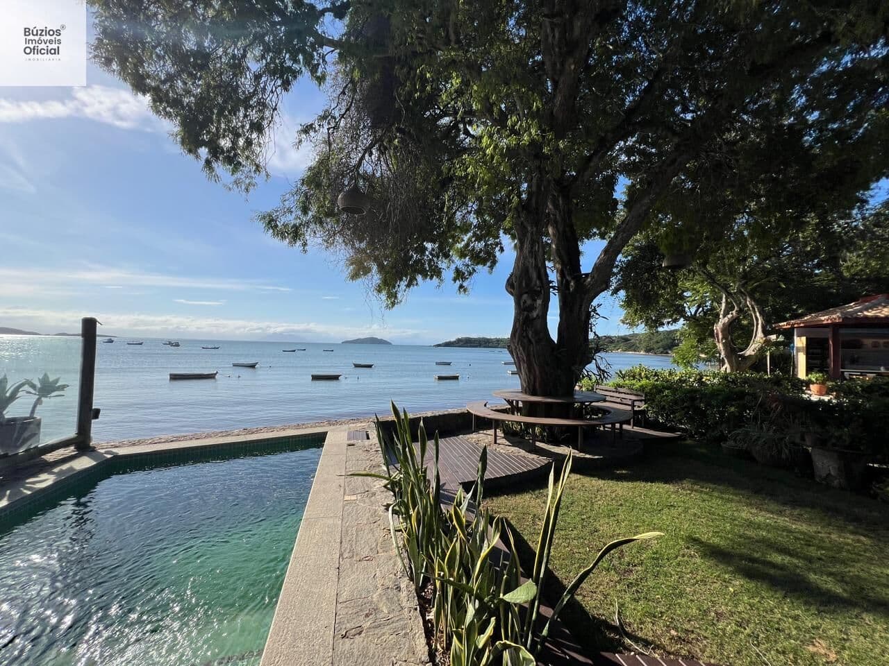 Casa temporada em Condomínio alto padrão frente mar em Manguinhos / Búzios
