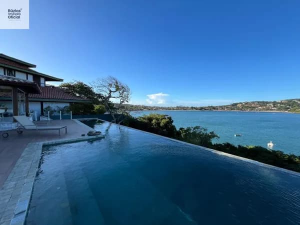 Casa Alto Padrão vista mar, pé na areia, Ferradura / Búzios.
