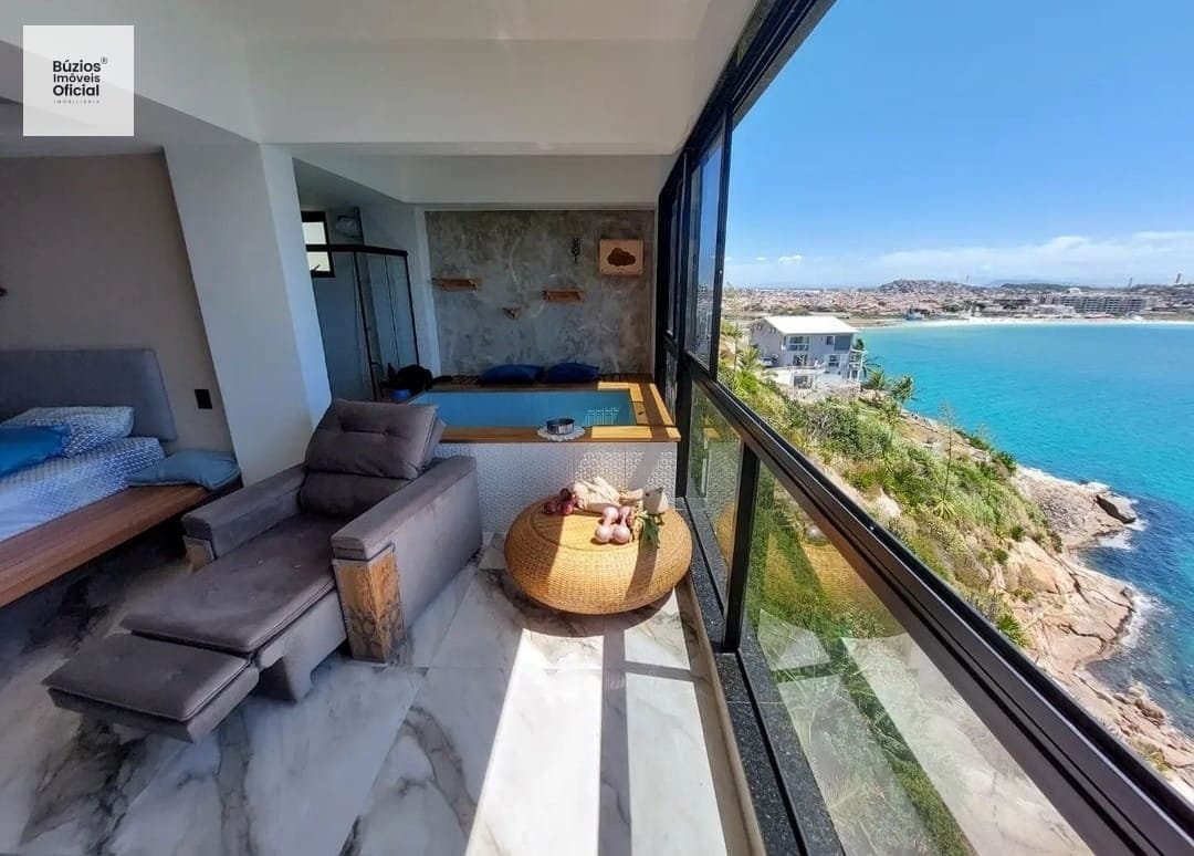 Casa Alto Padrão para Venda em Pontal do Atalaia Arraial do Cabo-RJ