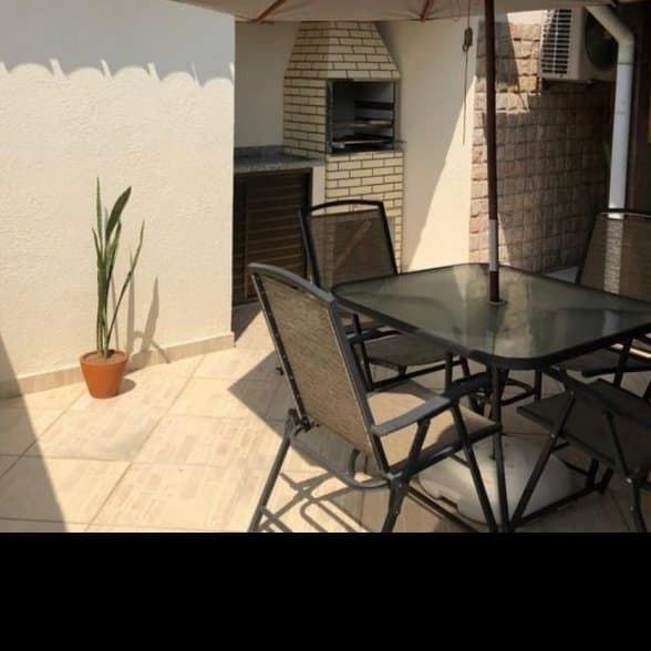 Casa Padrão para Aluguel em Geriba Armação dos Búzios-RJ