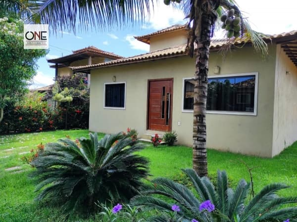 Casa em Condomínio para Venda e Aluguel em Rasa Armação dos Búzios-RJ