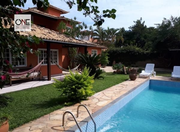 Casa Alto Padrão para Aluguel em Ferradura Armação dos Búzios-RJ