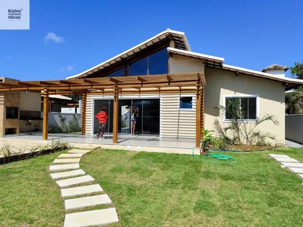 Casa nova em Condomínio 4 quartos com piscina privativa