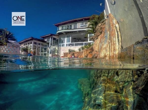 Casa Alto Padrão para Aluguel em Ferradura Armação dos Búzios-RJ