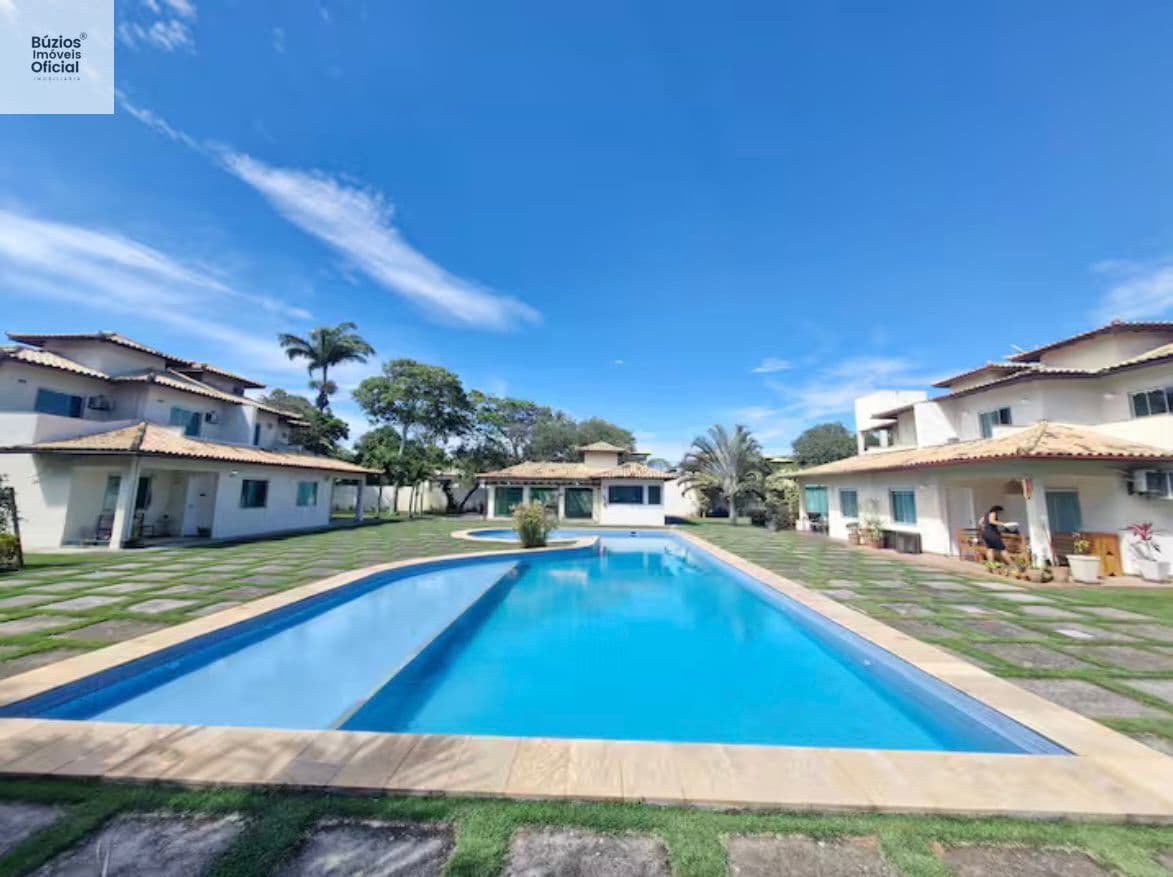 Casa em Condomínio em Manguinhos