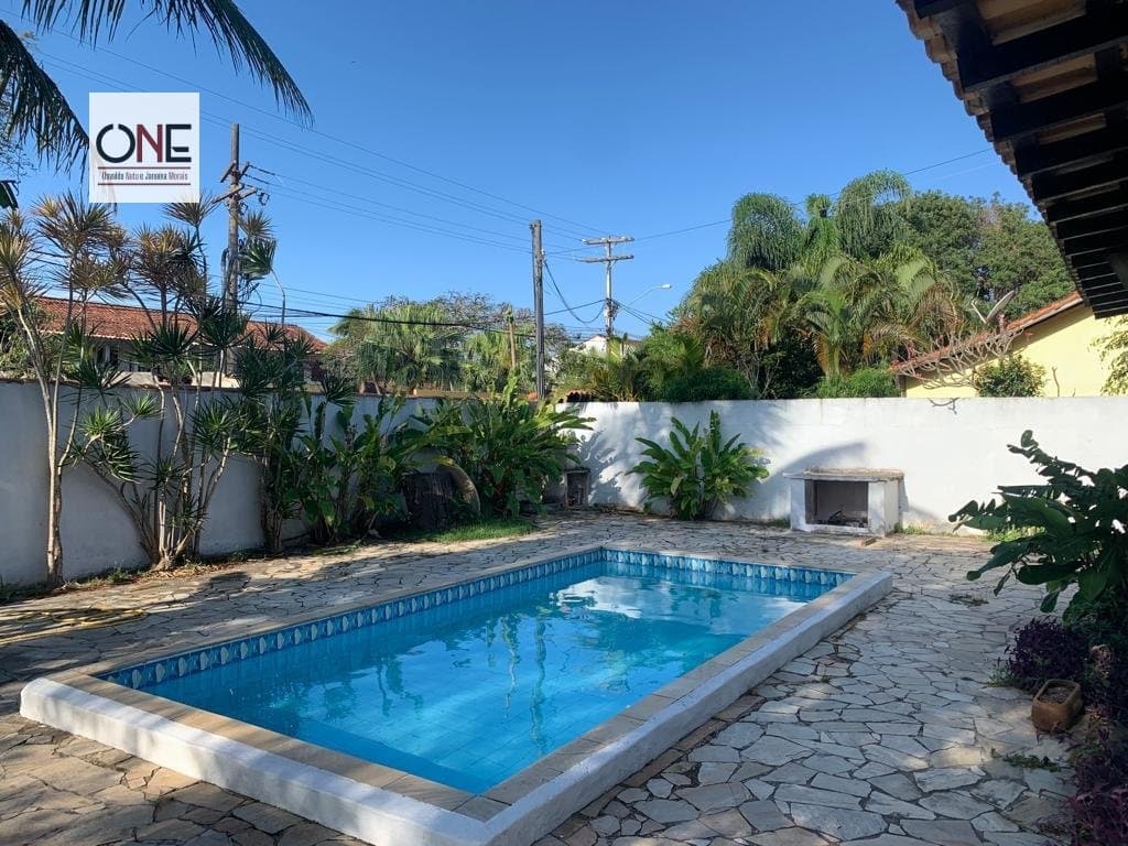 Casa Duplex para Venda e Aluguel em Geriba Armação dos Búzios-RJ