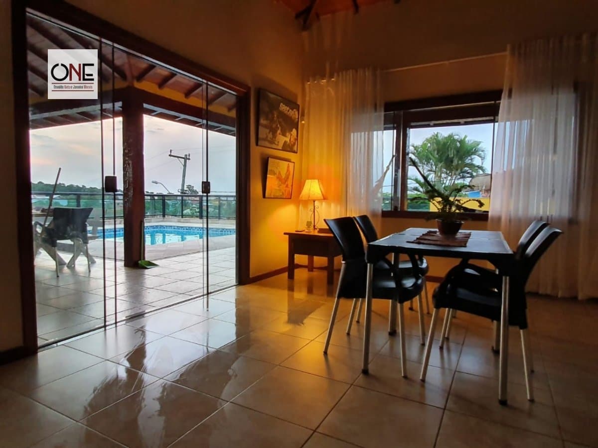 Casa Duplex para Venda e Aluguel em José Gonçalves Armação dos Búzios-RJ