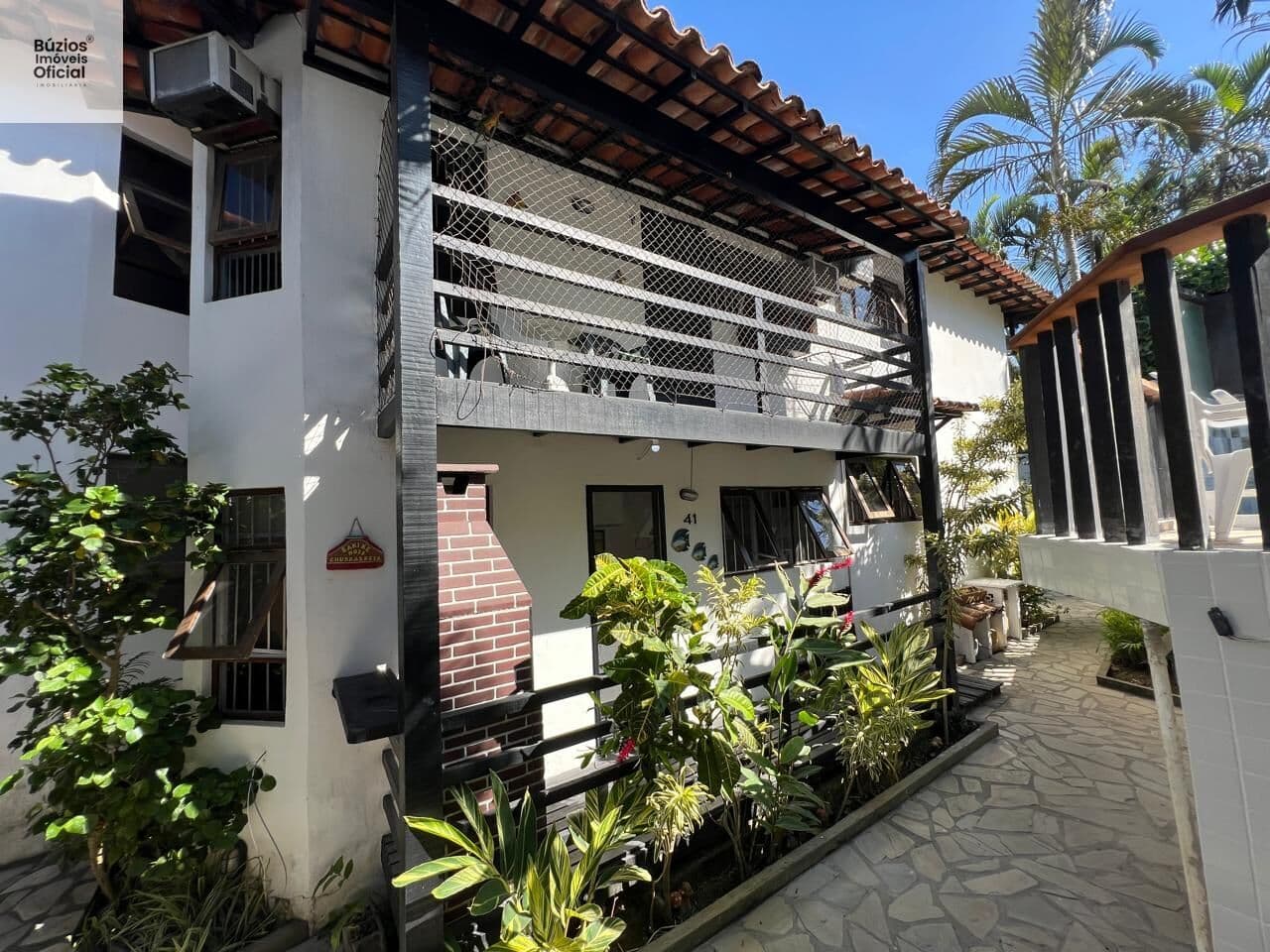 Casa em Condomínio com 2 quartos, a 500 metros da praia de Geribá.