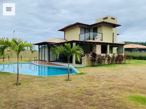 Casa Padrão para Venda e Aluguel em Centro Armação dos Búzios-RJ